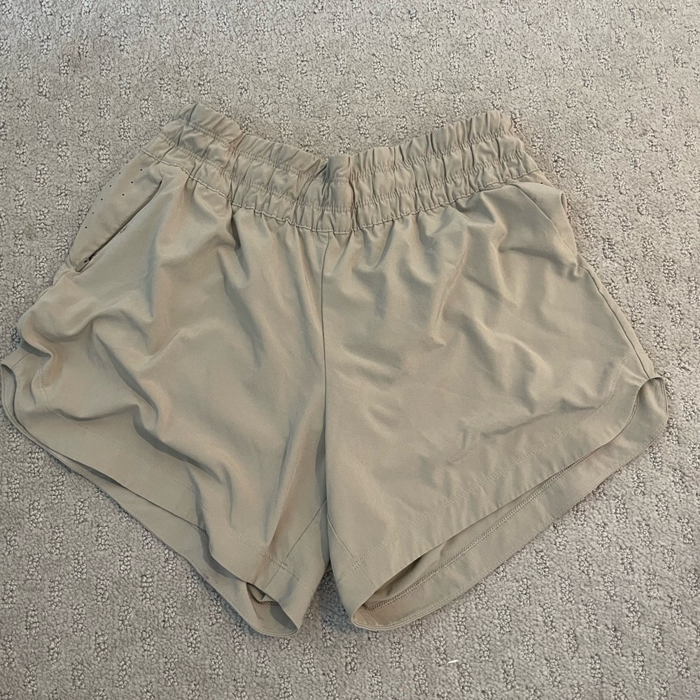 REI shorts size small
